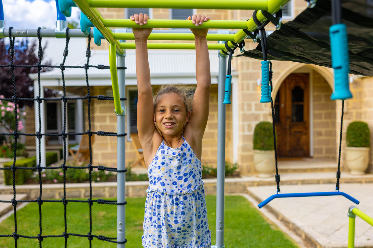 5 Fantastic Benefits of Monkey Bars